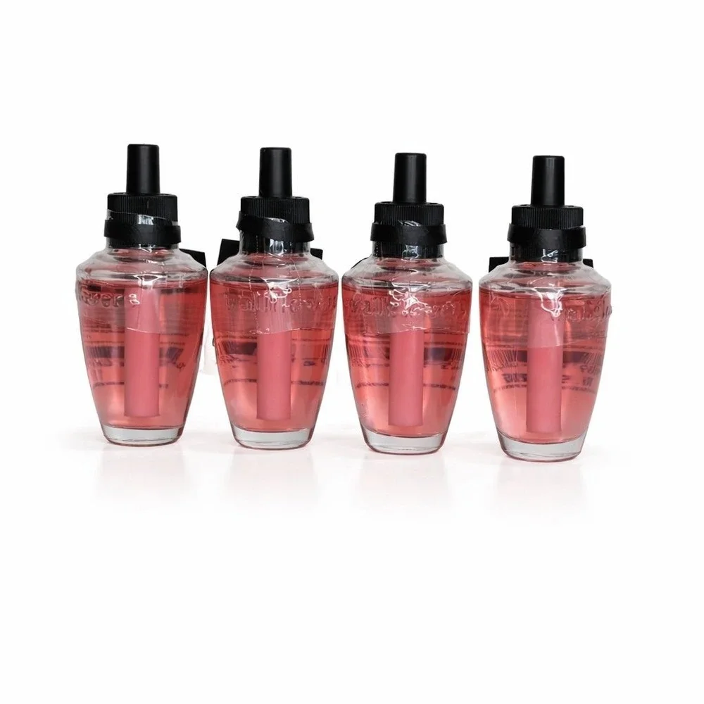 Bath & Body Works Wallflowers Milk Bar Birthday Cake Refill Bulbs 4-Pack New NIB - Picture 2 of 7